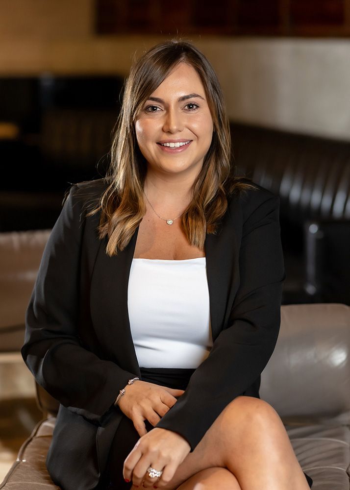 Caroline Ramos, Real Estate Associate